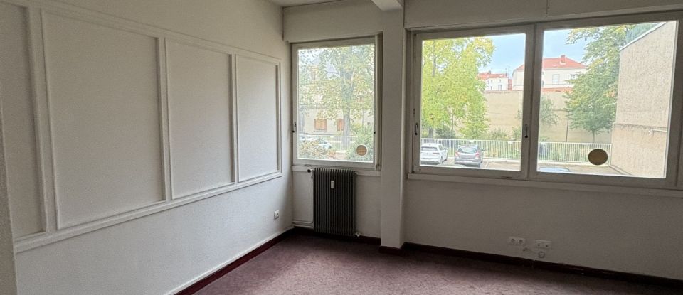 Apartment 8 rooms of 129 m² in Roanne (42300)