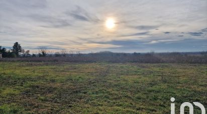 Land of 1,151 m² in Castelsarrasin (82100)