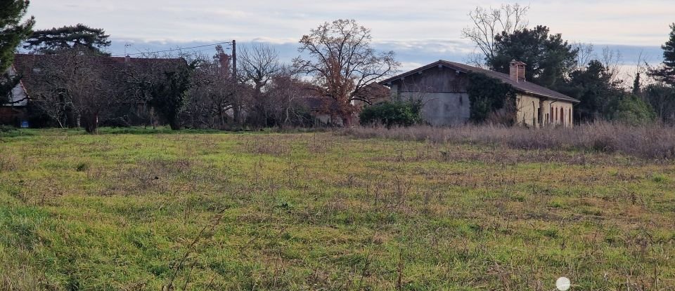 Land of 1,148 m² in Castelsarrasin (82100)