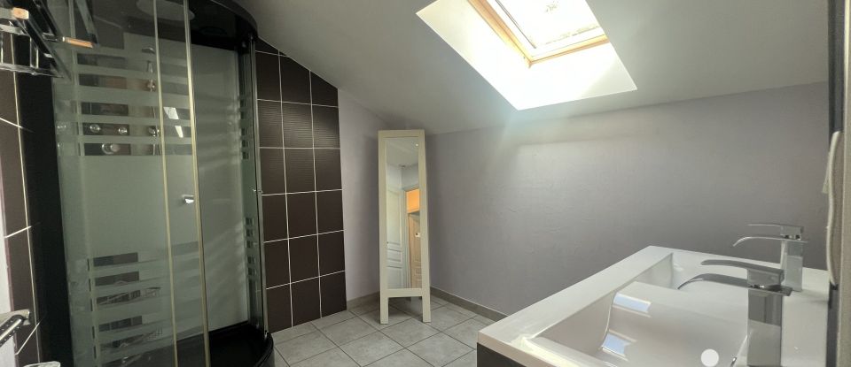 Maison 4 pièces de 101 m² à - (73110)