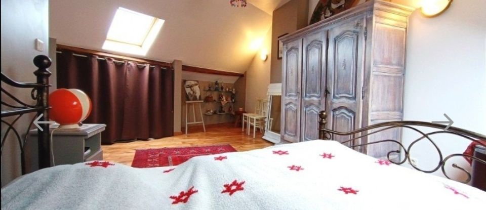 Town house 5 rooms of 140 m² in Auchel (62260)