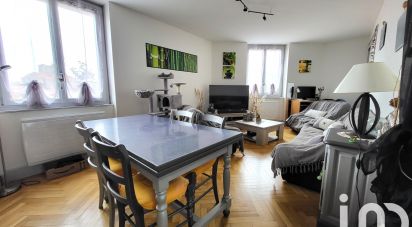 Appartement 3 pièces de 74 m² à Saint-Bonnet-le-Château (42380)