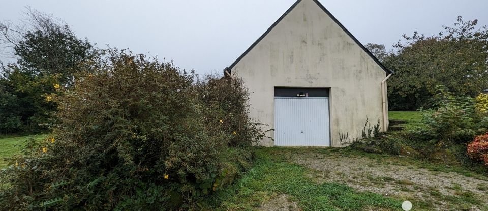 Longère 6 pièces de 176 m² à Kernascléden (56540)