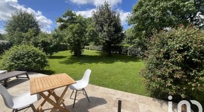 House 5 rooms of 142 m² in Saint-Étienne-la-Thillaye (14950)