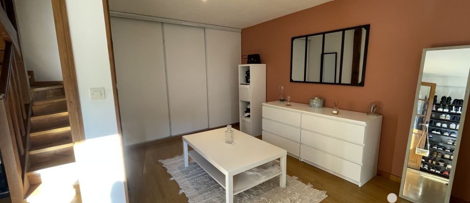 Maison 6 pièces de 128 m² à Héry (89550)