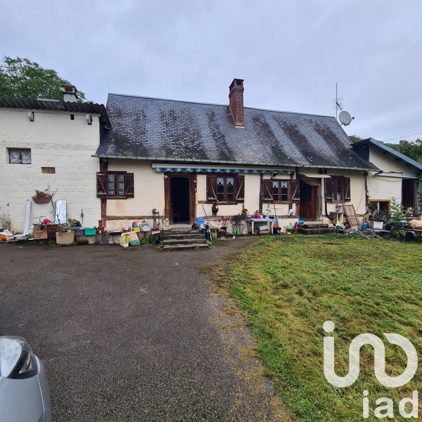 Ferme 4 pièces de 50 m² à Vieux-Rouen-sur-Bresle (76390)