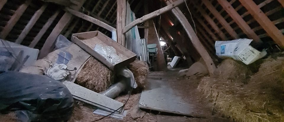 Ferme 4 pièces de 50 m² à Vieux-Rouen-sur-Bresle (76390)