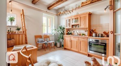 Village house 10 rooms of 209 m² in Malaucène (84340)