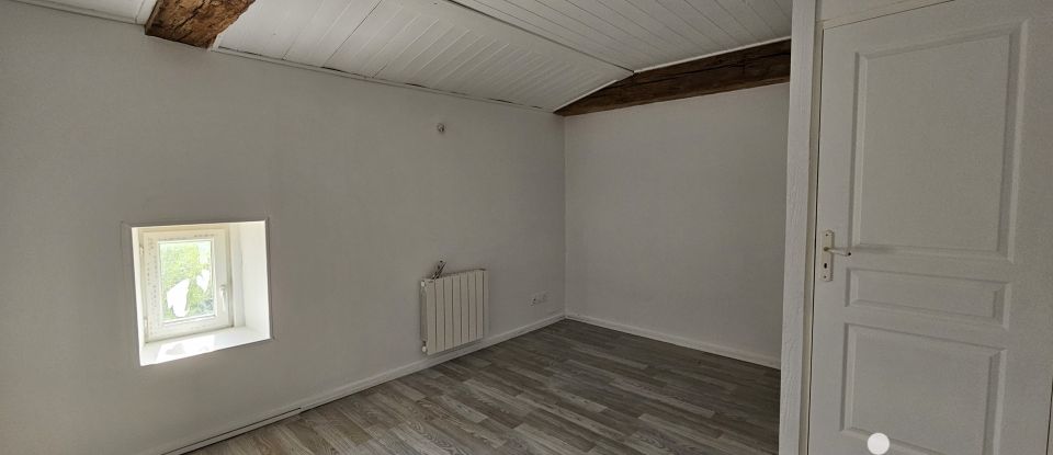 Appartement 5 pièces de 83 m² à Pons (17800)