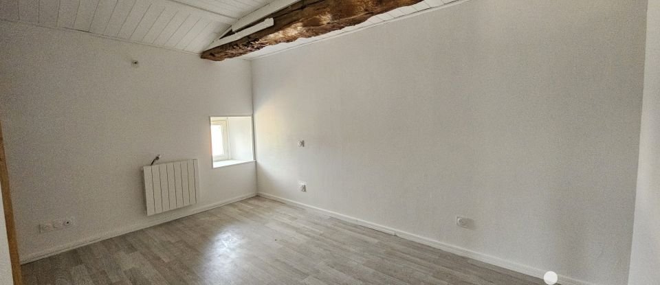 Appartement 5 pièces de 83 m² à Pons (17800)