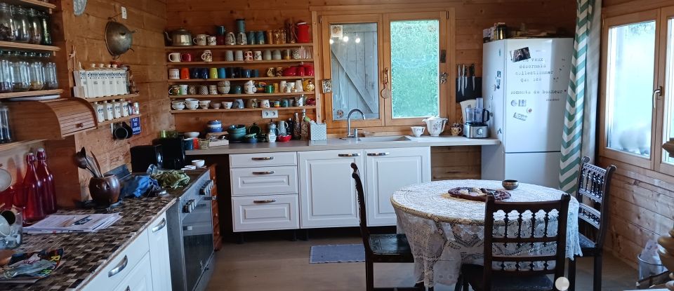 Cottage 6 rooms of 140 m² in Magné (86160)