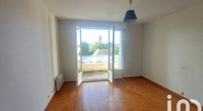 Apartment 1 room of 37 m² in Troyes (10000)