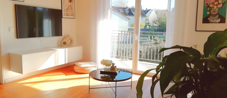 Apartment 4 rooms of 79 m² in Yerres (91330)