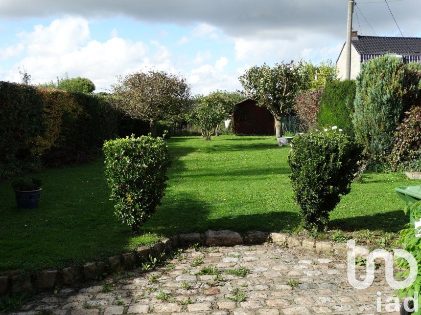 Maison traditionnelle 5 pièces de 145 m² à Auchy-les-Mines (62138)