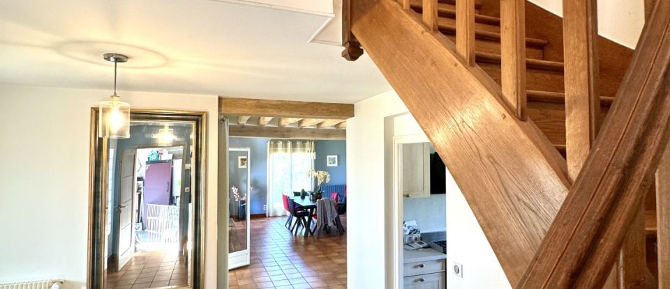 Traditional house 6 rooms of 175 m² in Saint-Clément (89100)