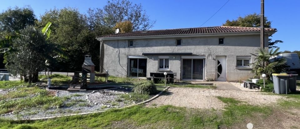 Maison de campagne 7 pièces de 164 m² à Secondigny (79130)