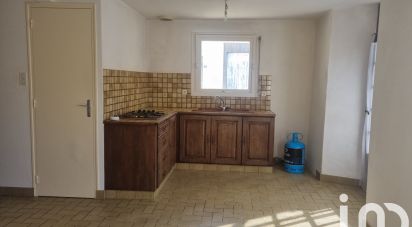 Village house 3 rooms of 53 m² in Yzernay (49360)