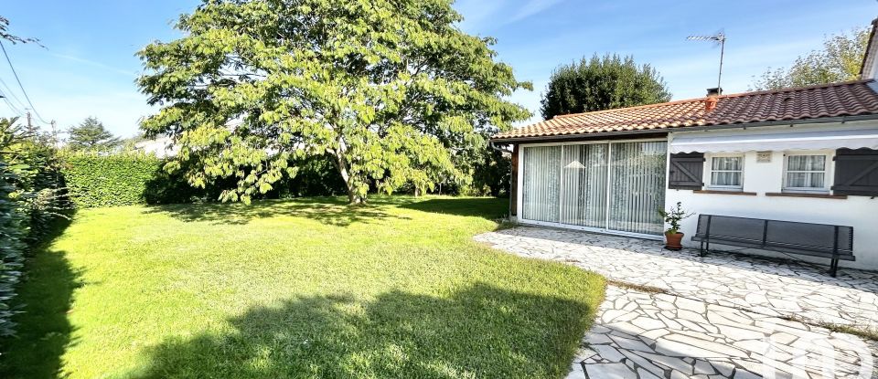 Maison 4 pièces de 127 m² à Izon (33450)