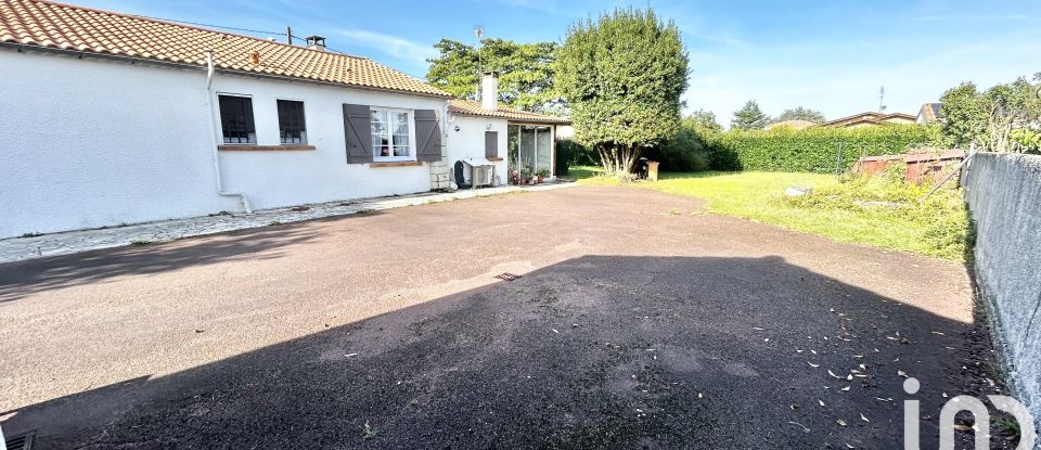 Maison 4 pièces de 127 m² à Izon (33450)