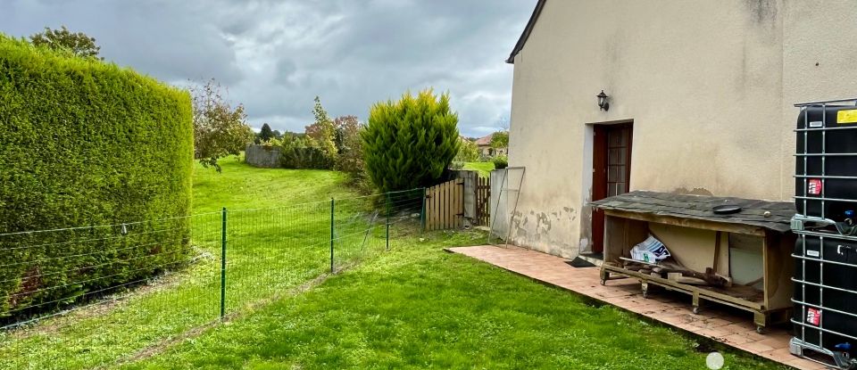 House 5 rooms of 122 m² in SENILLÉ (86100)