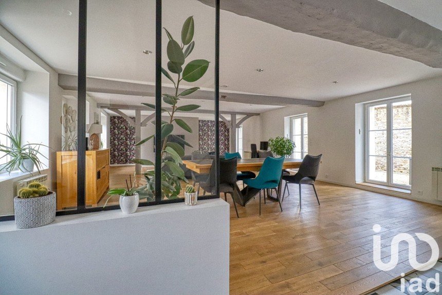 Maison 7 pièces de 243 m² à Gisors (27140)