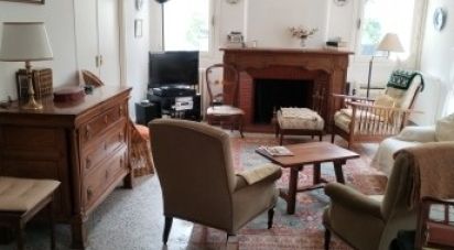 Traditional house 8 rooms of 300 m² in Vic-Fezensac (32190)