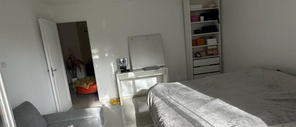 Appartement 3 pièces de 51 m² à Hyères (83400)