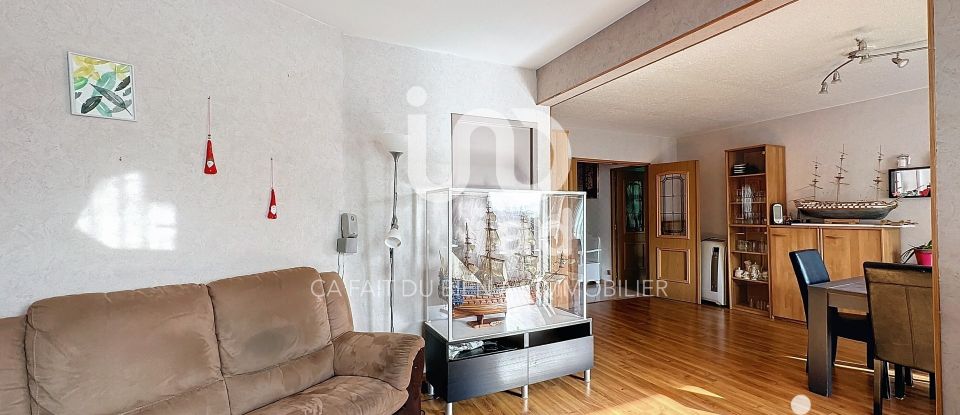 Apartment 5 rooms of 102 m² in Échirolles (38130)