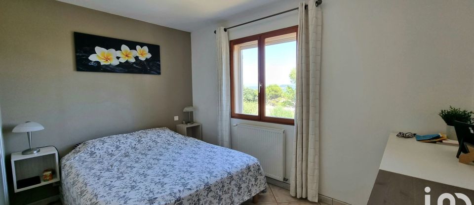 Maison 5 pièces de 132 m² à Vénéjan (30200)