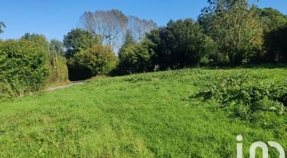 Land of 2,000 m² in Cresseveuille (14430)