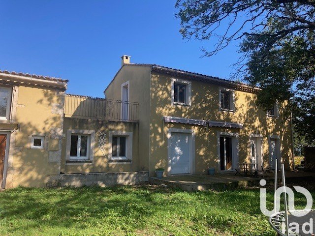 Traditional house 8 rooms of 162 m² in Saint-Marcel-d'Ardèche (07700)