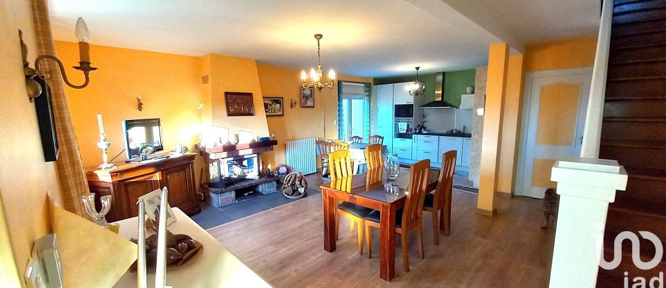 House 5 rooms of 130 m² in Saint-Yrieix-la-Perche (87500)