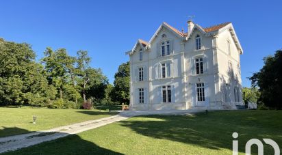 Mansion 14 rooms of 341 m² in Saint-Jean-d'Angély (17400)