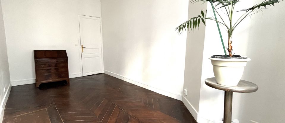 Appartement 2 pièces de 57 m² à Paris (75002)