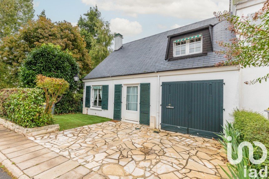 Maison traditionnelle 4 pièces de 120 m² à Vert-Saint-Denis (77240)