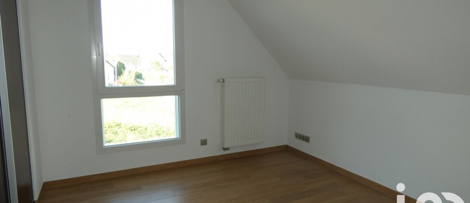 Maison 6 pièces de 156 m² à Rosenau (68128)