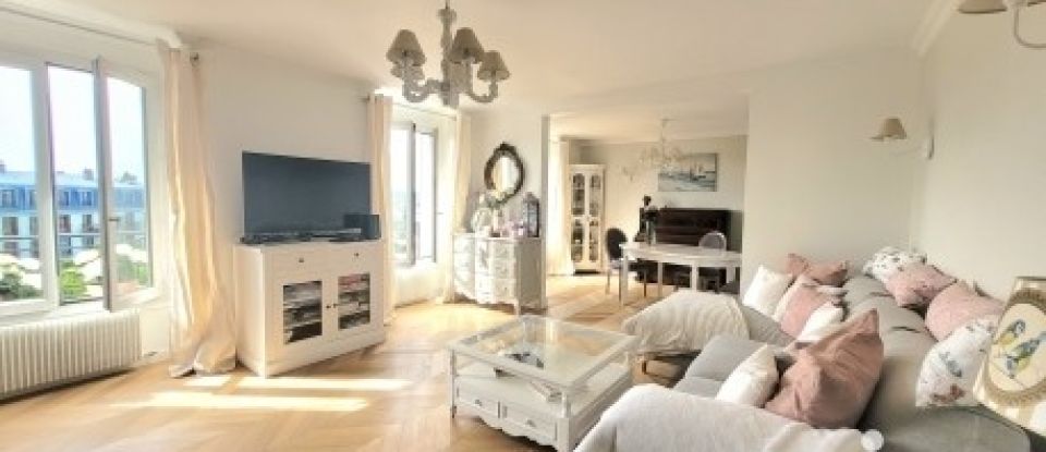 Appartement 5 pièces de 108 m² à Versailles (78000)