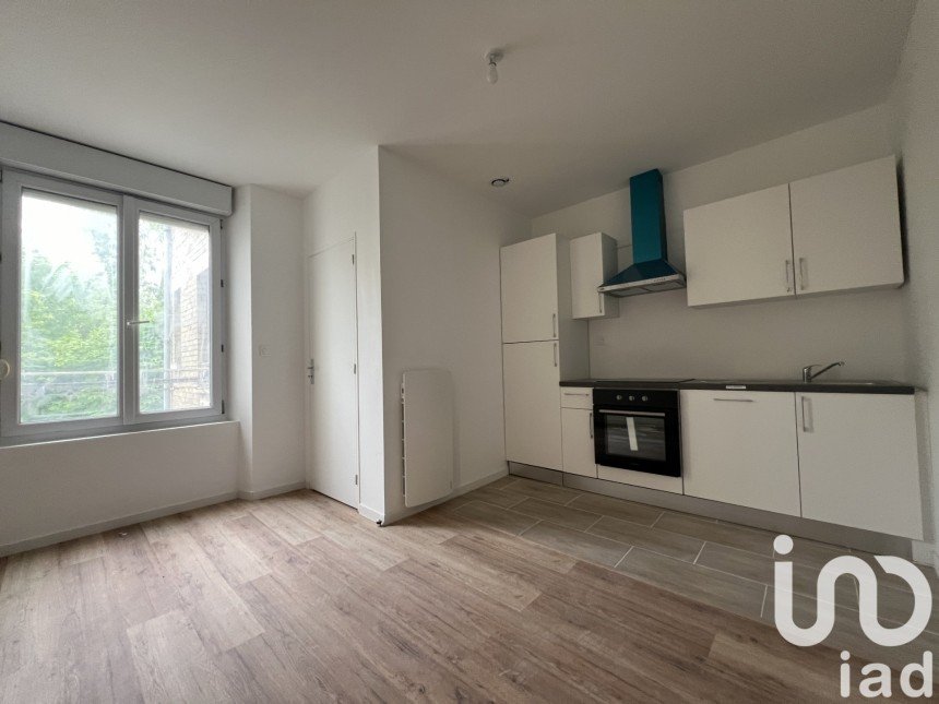 Apartment 1 room of 25 m² in Reims (51100)