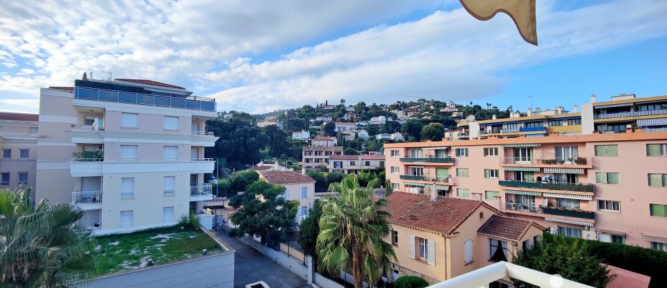 Apartment 2 rooms of 45 m² in Mandelieu-la-Napoule (06210)