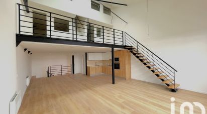 Loft 5 pièces de 175 m² à Lille (59260)