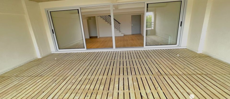 Loft 5 rooms of 175 m² in Lille (59260)