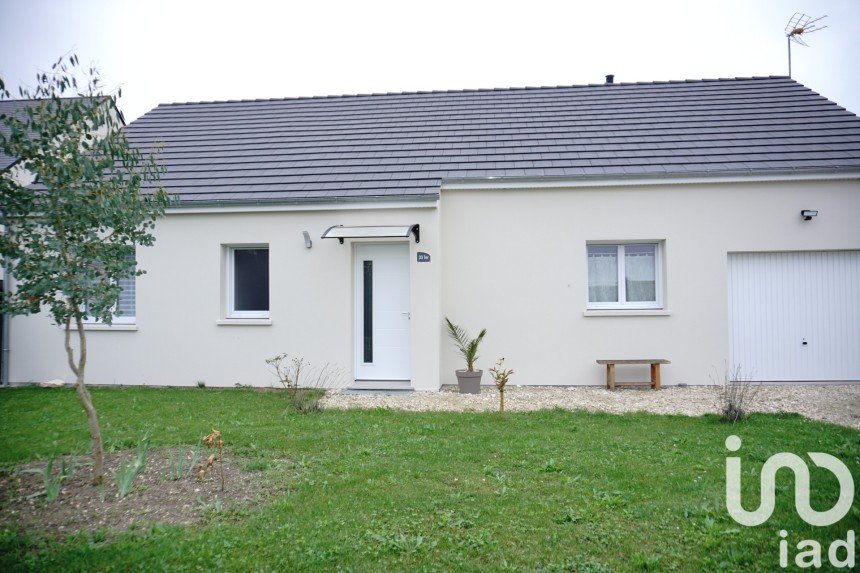 House 4 rooms of 97 m² in Beaune-la-Rolande (45340)