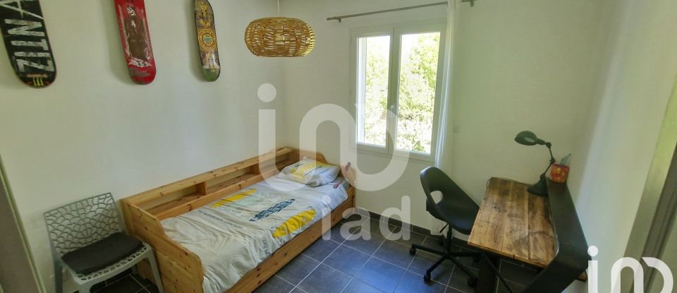 House 5 rooms of 107 m² in Nîmes (30900)