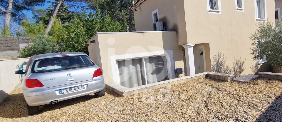 Maison 5 pièces de 107 m² à Nîmes (30900)