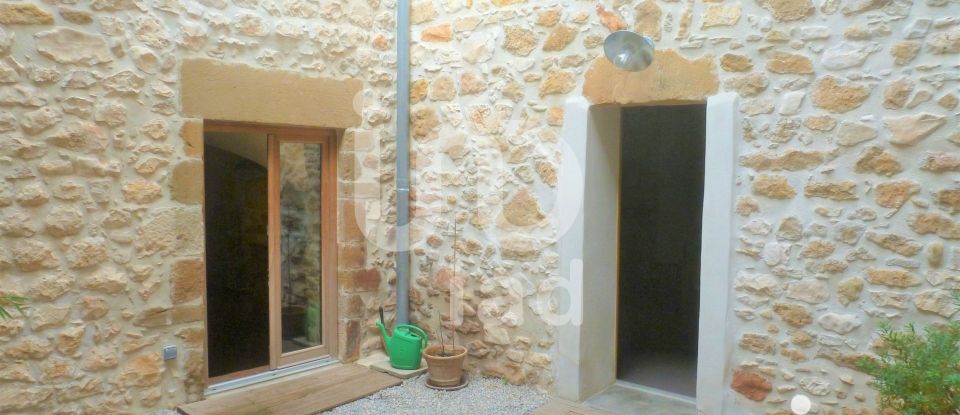 Maison de village 6 pièces de 165 m² à Saint-Geniès-de-Malgoirès (30190)