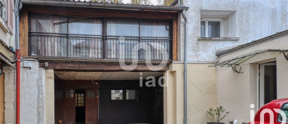 Appartement 5 pièces de 115 m² à Corbeil-Essonnes (91100)