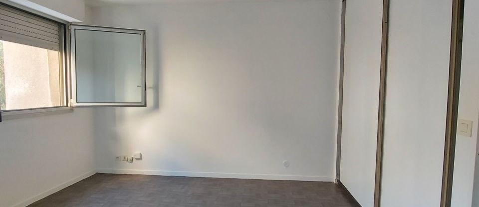 Studio 1 room of 25 m² in Charenton-le-Pont (94220)