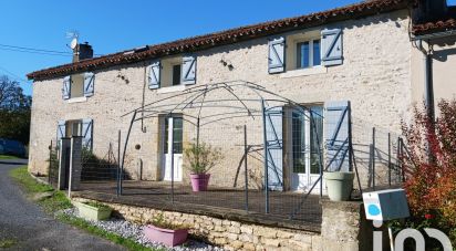 Maison de campagne 9 pièces de 197 m² à Sommières-du-Clain (86160)