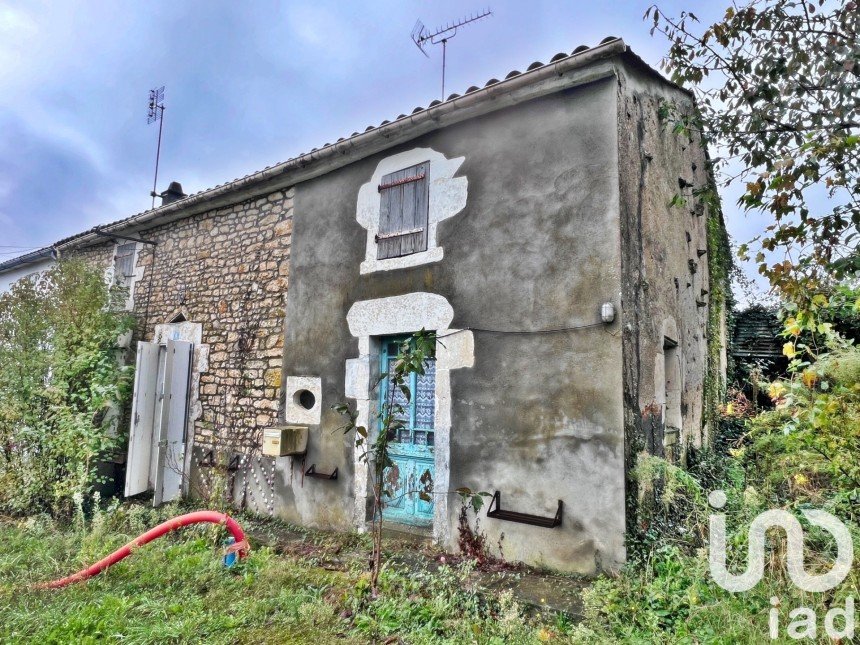 Maison de village 4 pièces de 120 m² à La Caillère-Saint-Hilaire (85410)