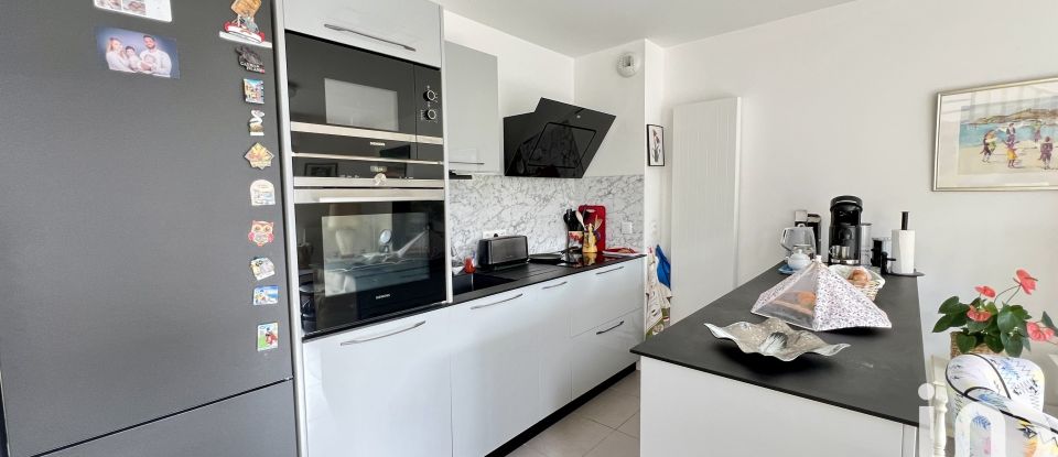 Appartement 4 pièces de 88 m² à La Rochelle (17000)